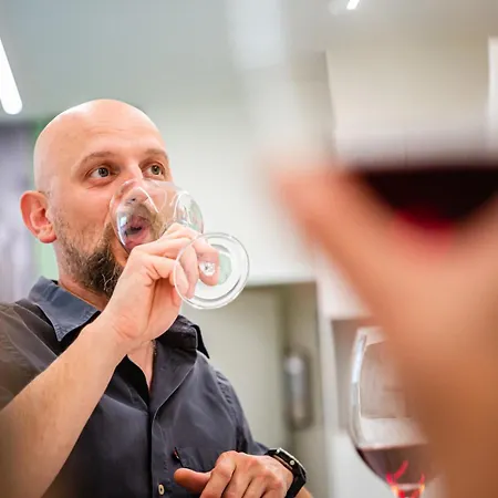 Casa Sandra Giardino E *