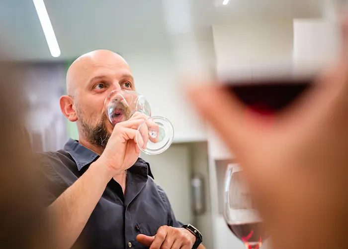 Casa Sandra Giardino E *