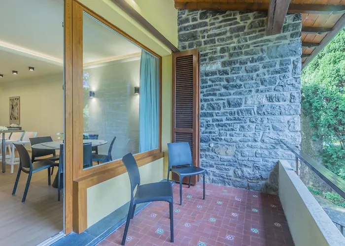 Lägenhet Casa Sandra Giardino E Perledo